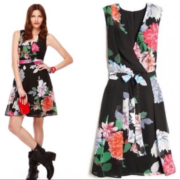 Kirna Zabete Dresses & Skirts - Kirna Zabete floral dress EUC